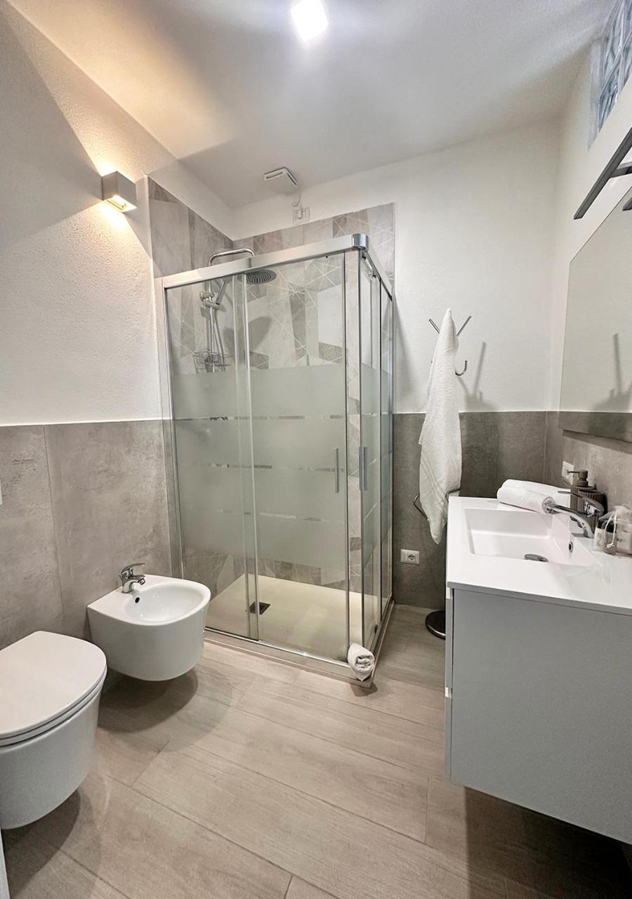 Murphy Holiday Homes - Residenza Due Strade La Maddalena  Bagian luar foto